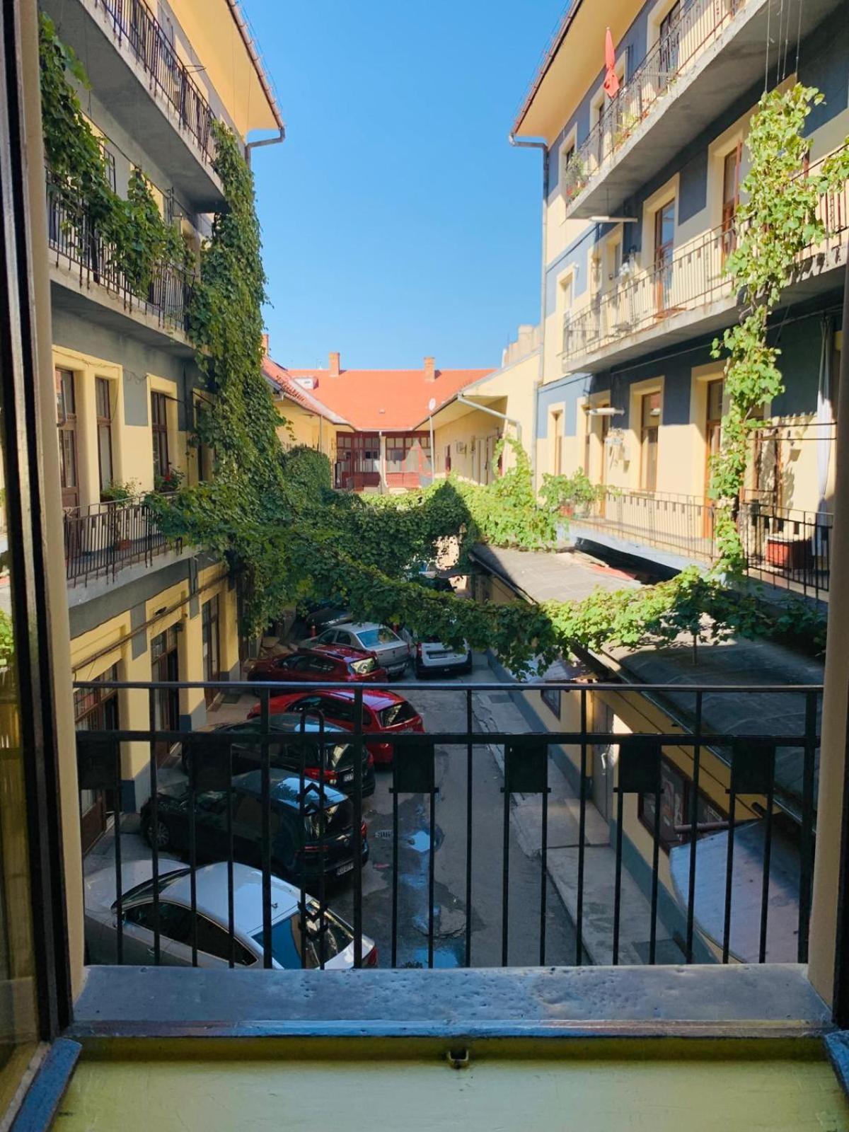 1900 Vetus Central Apartment Cluj-Napoca Buitenkant foto